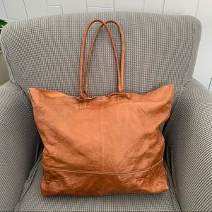 Banana Republic soft leather tote bag